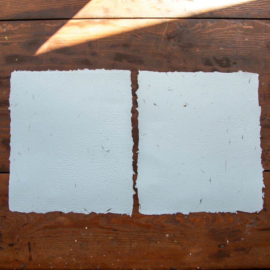 ~30x26 cm balti lapai su nendrėmis, 2 vnt.